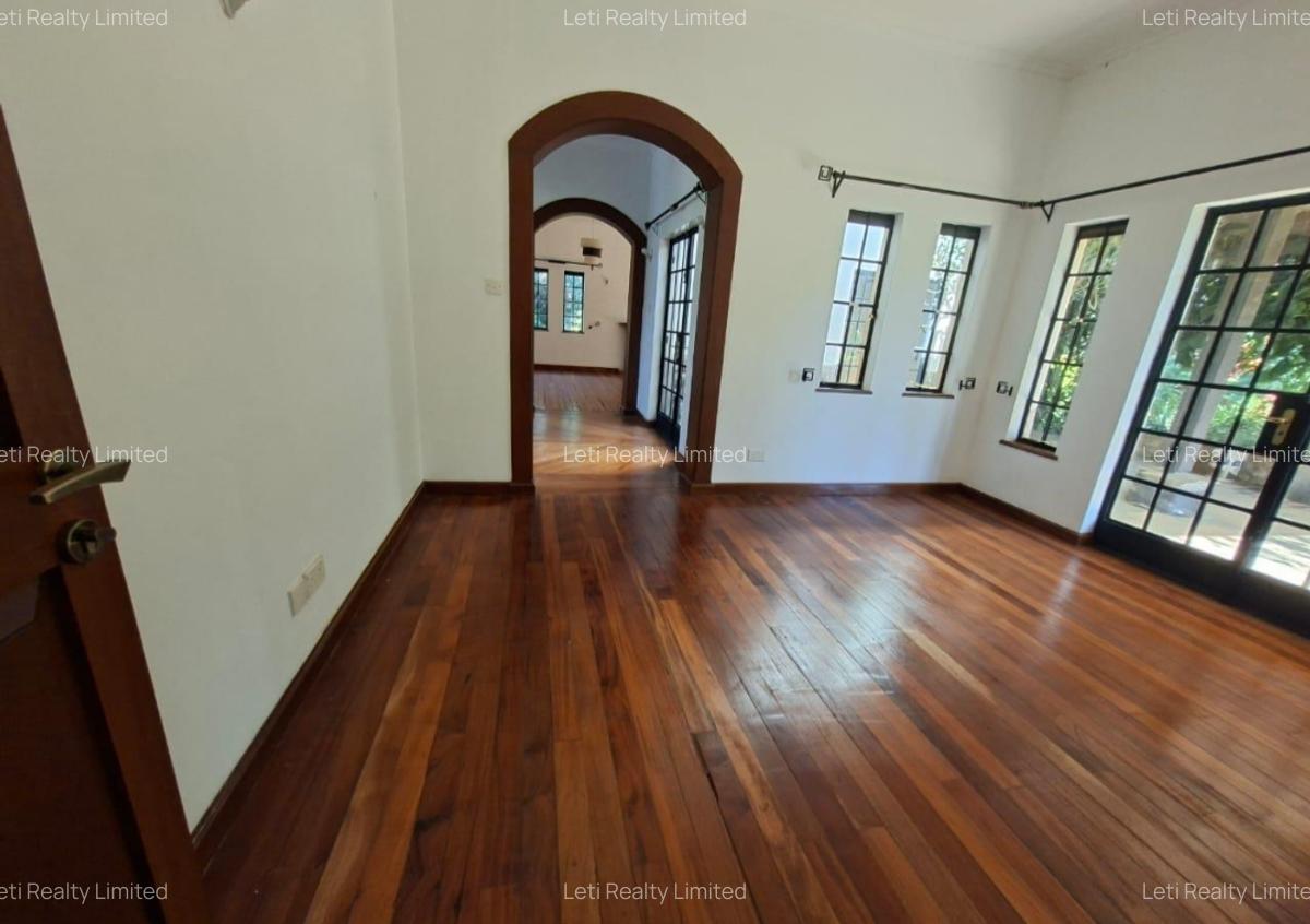 4 Bed Townhouse with En Suite in Runda - 6