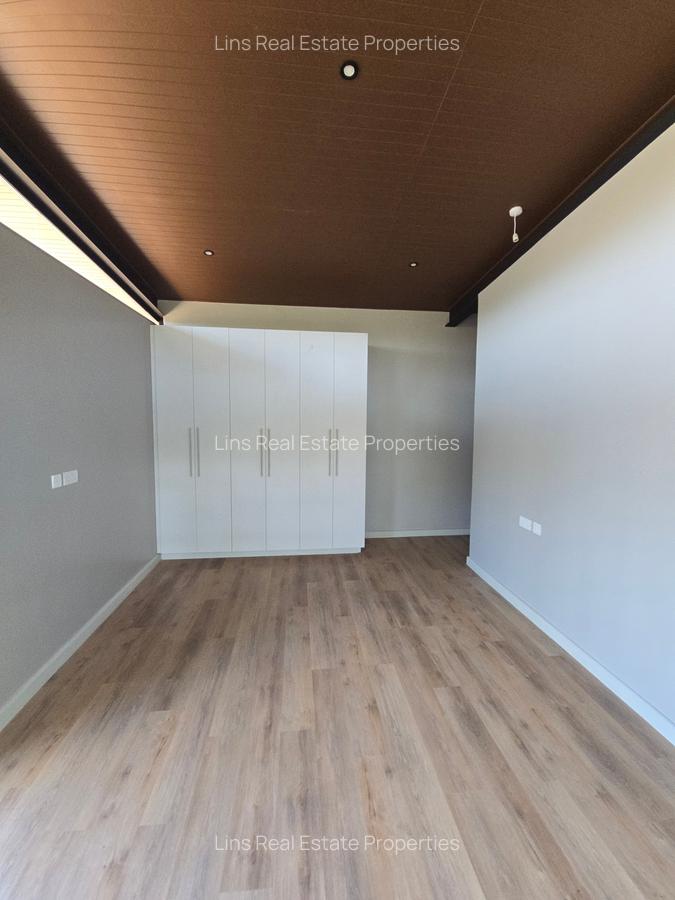 4 Bed Townhouse with En Suite in Runda - 10