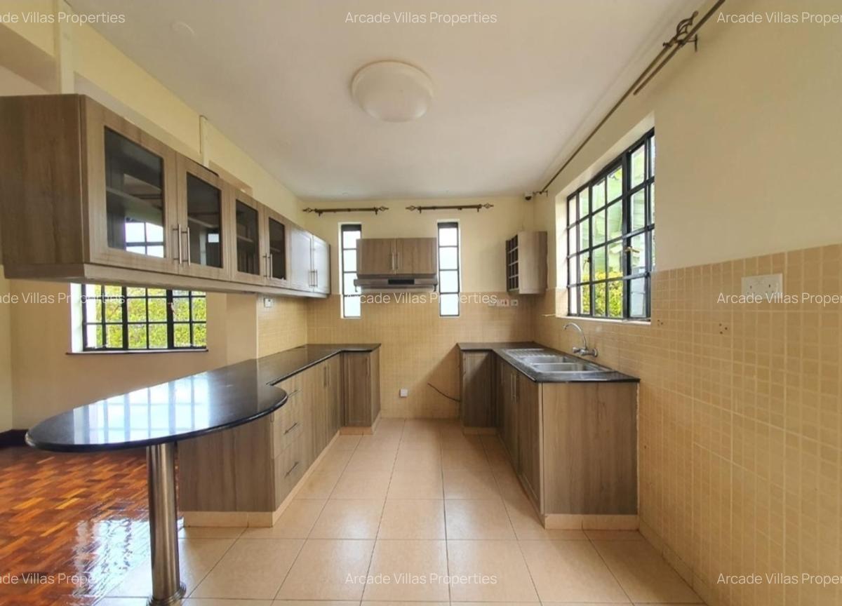 4 Bed Townhouse with En Suite in Loresho - 5