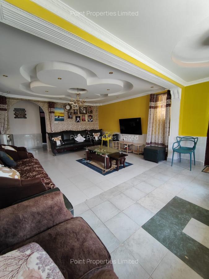 6 Bed House with En Suite in Syokimau - 8