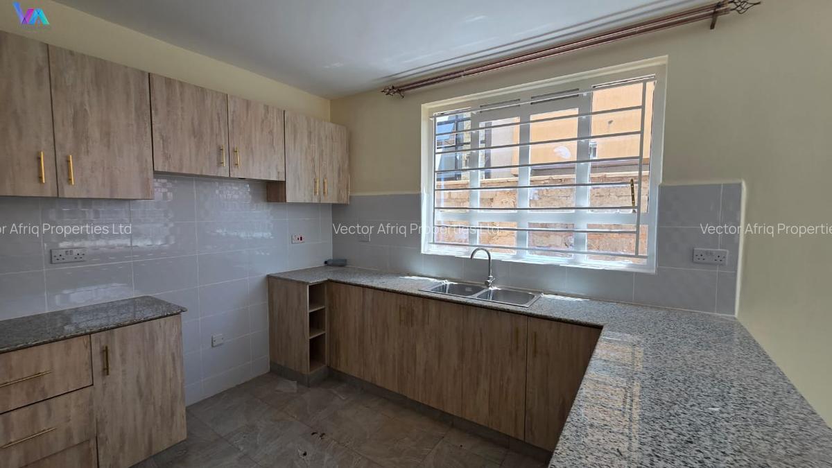 4 Bed Townhouse with En Suite in Ruiru - 10