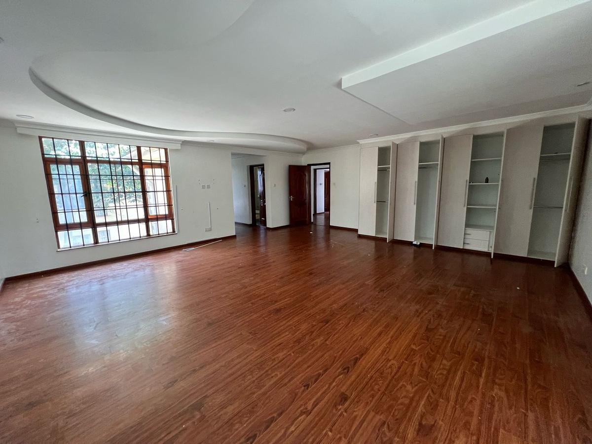 5 Bed Villa in Runda - 5