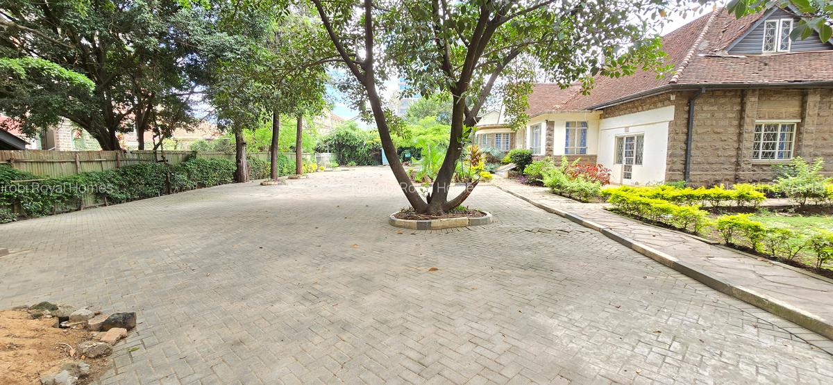 Commercial Property with Service Charge Included at Kilimani - 20