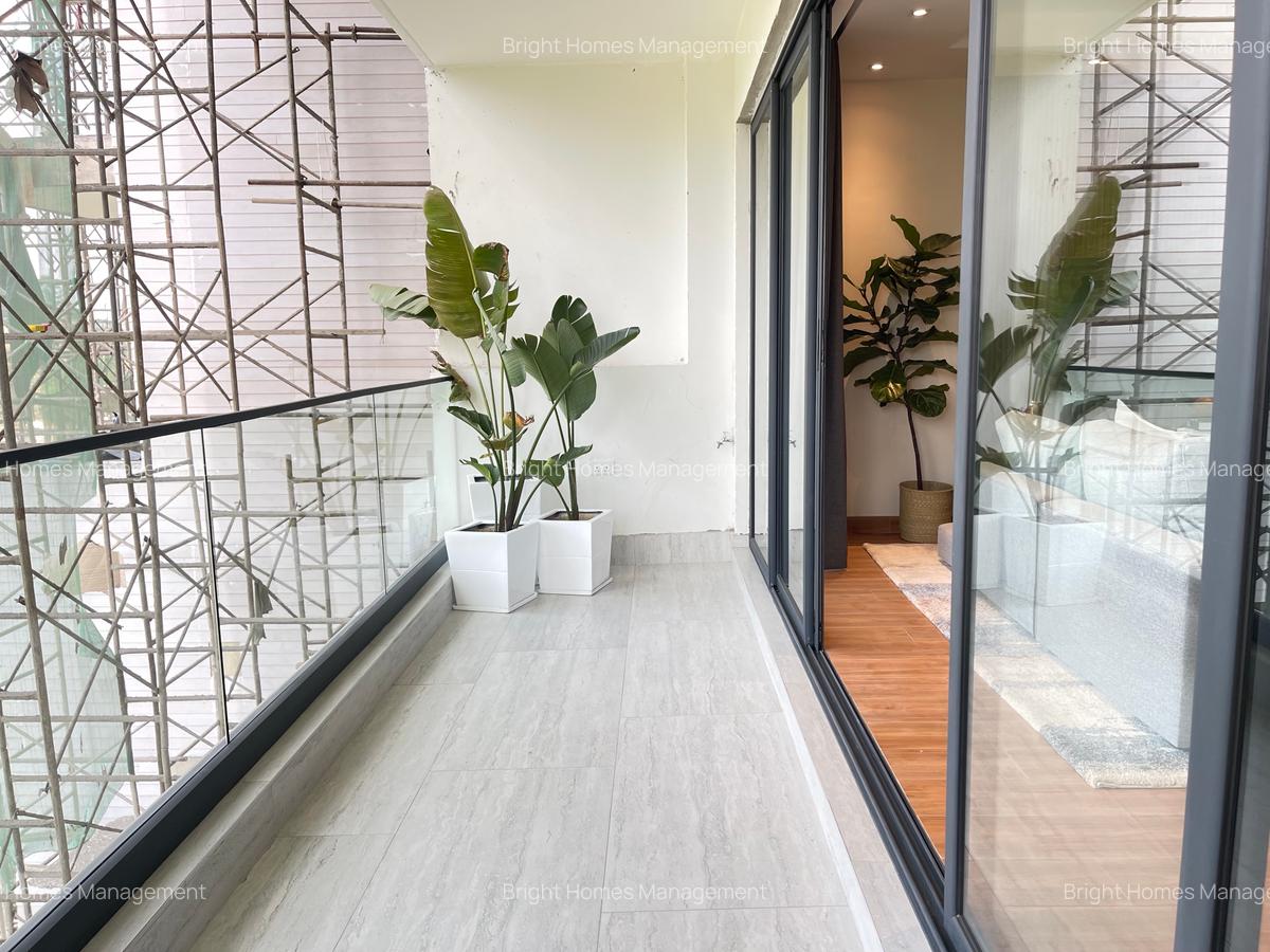 2 Bed Apartment with En Suite in Riverside - 6