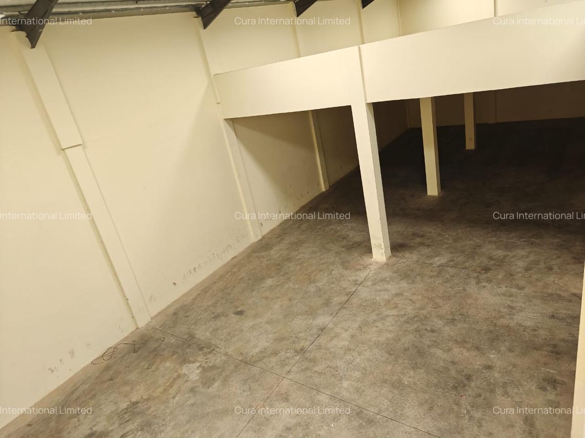 5,940 ft² Warehouse with Backup Generator in Ruaraka - 2