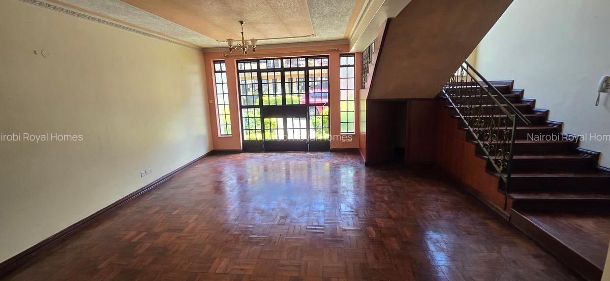 4 Bed Townhouse with En Suite at Lavington Green - 6