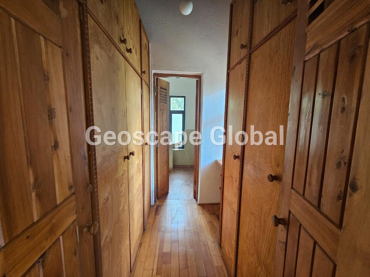 3 Bed House with En Suite in Runda - 6