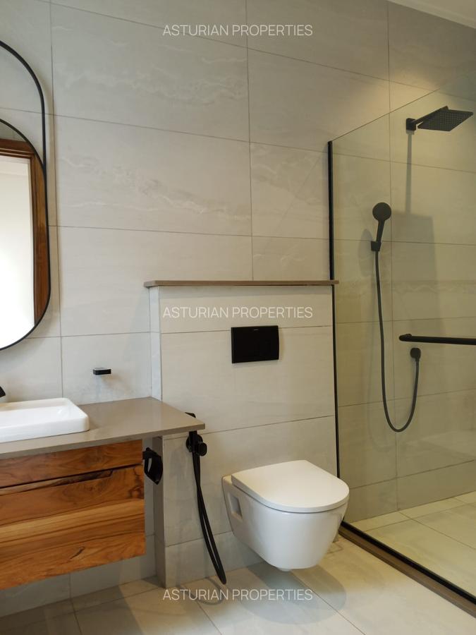 4 Bed Apartment with En Suite in Westlands Area - 15