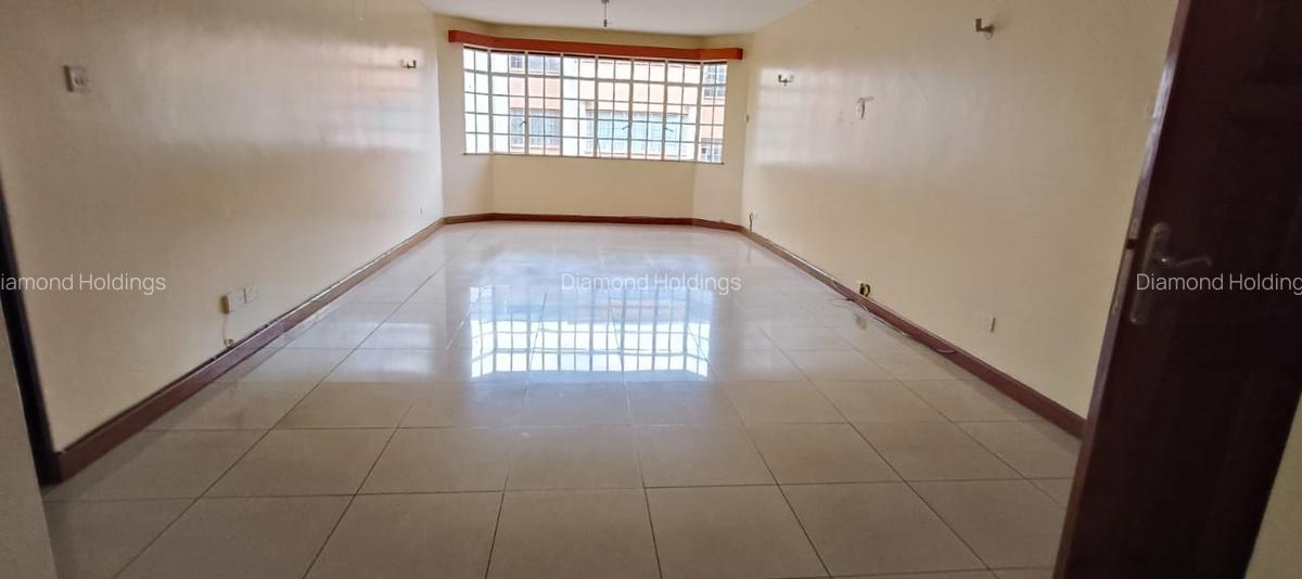 3 Bed Apartment with En Suite at Parklands - 1