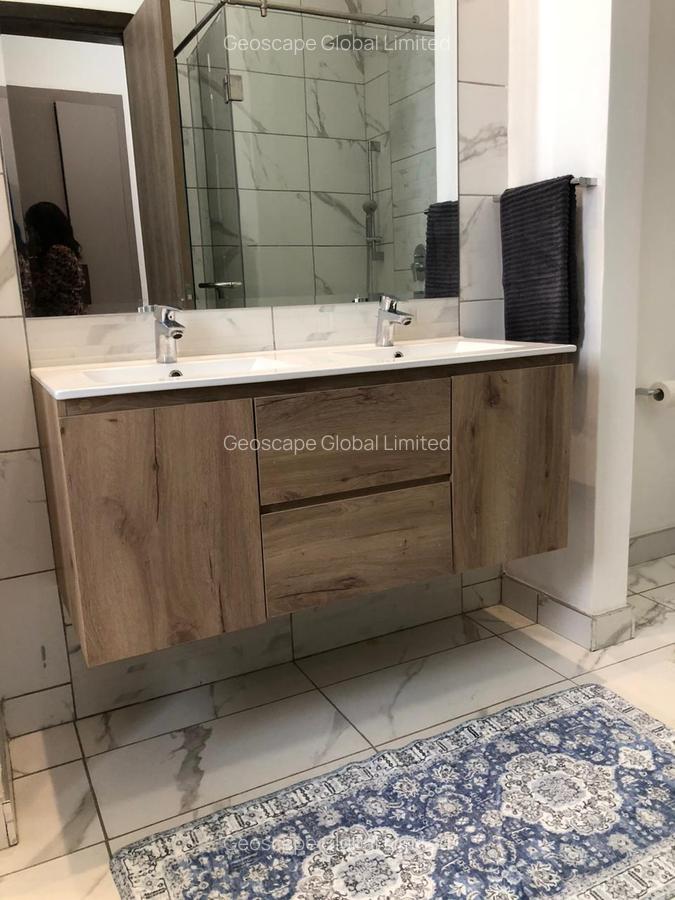 Furnished 2 Bed Apartment with En Suite in Rosslyn - 8