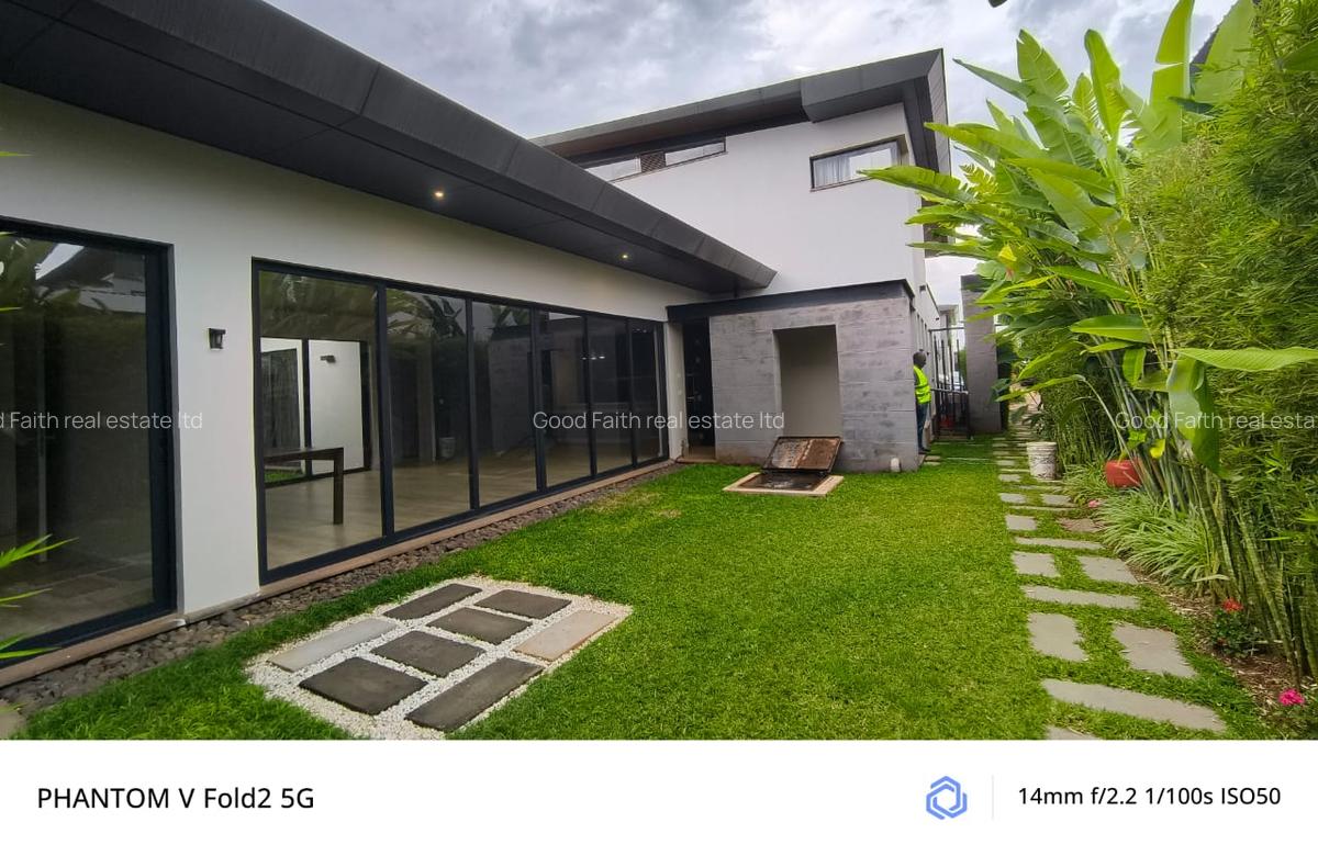 3 Bed Townhouse with En Suite in Kiambu Road - 2