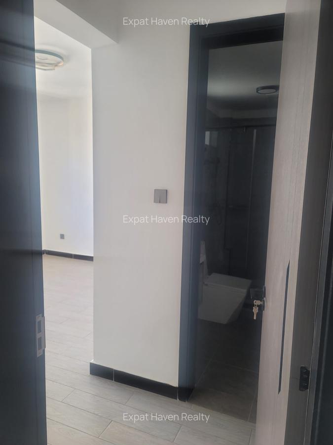 Serviced 4 Bed Apartment with En Suite at Valley Arcade - 13