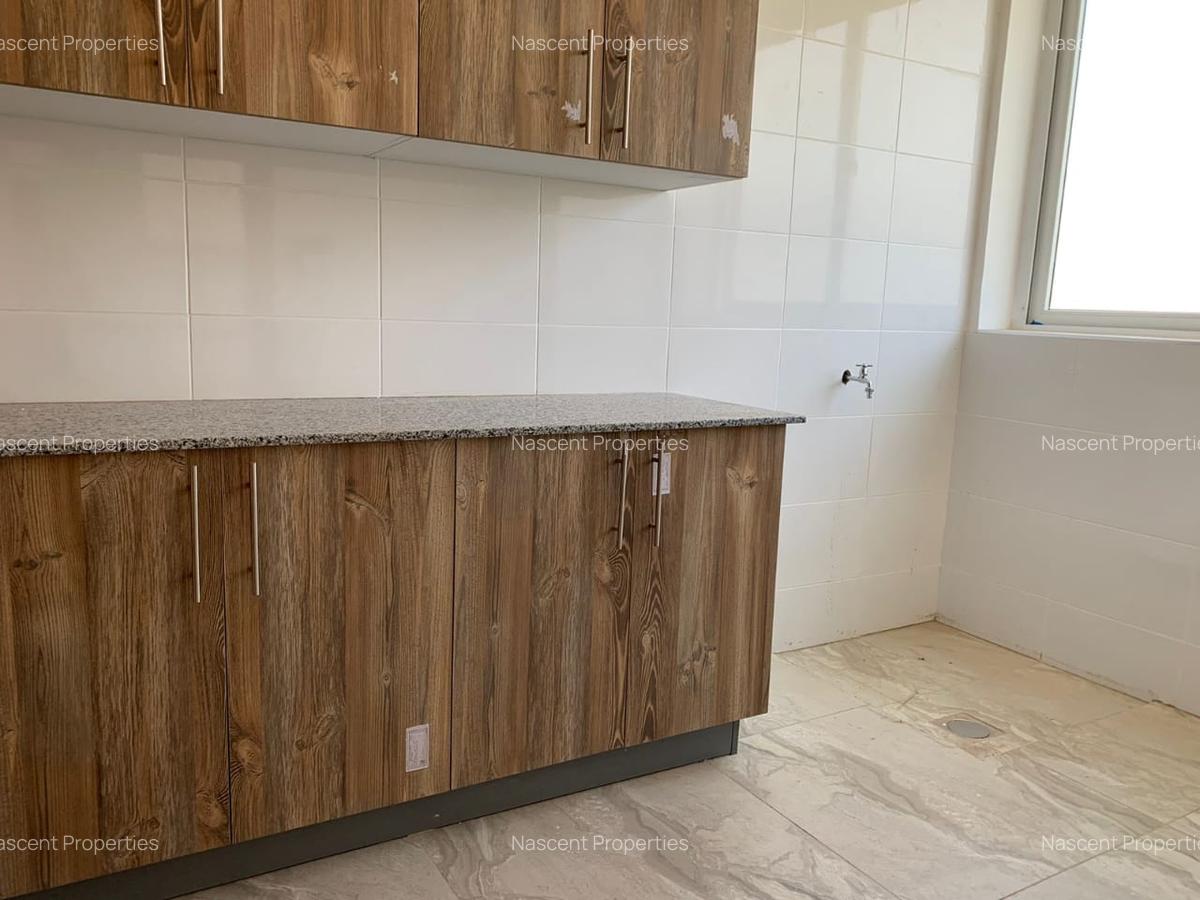 2 Bed Apartment with En Suite in Westlands Area - 13