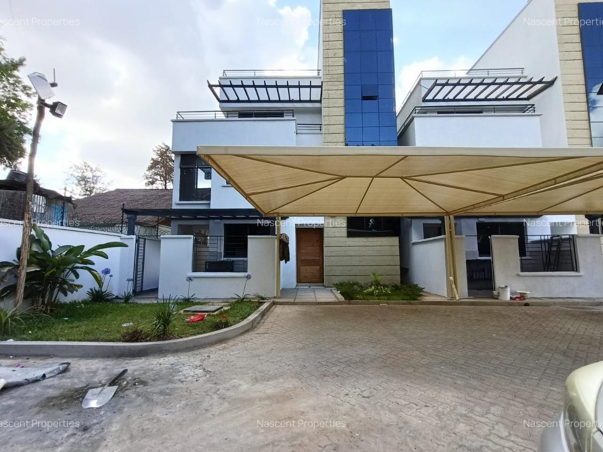 5 Bed Townhouse with En Suite in Lavington - 2