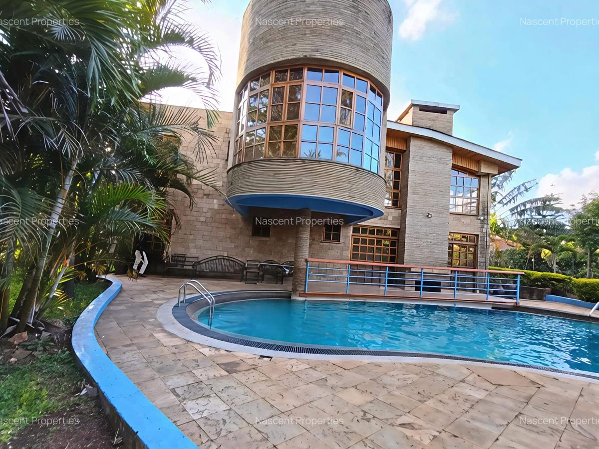 4 Bed House with En Suite in Runda - 3