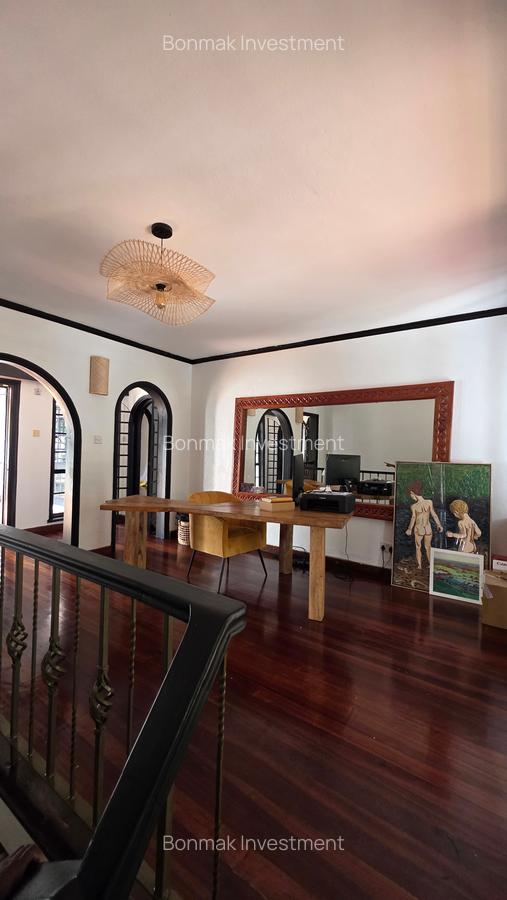 4 Bed Townhouse with En Suite at Lavington Green - 18