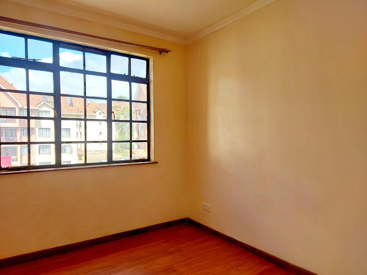 4 Bed Apartment with En Suite at Fourways Junction Estate - 11