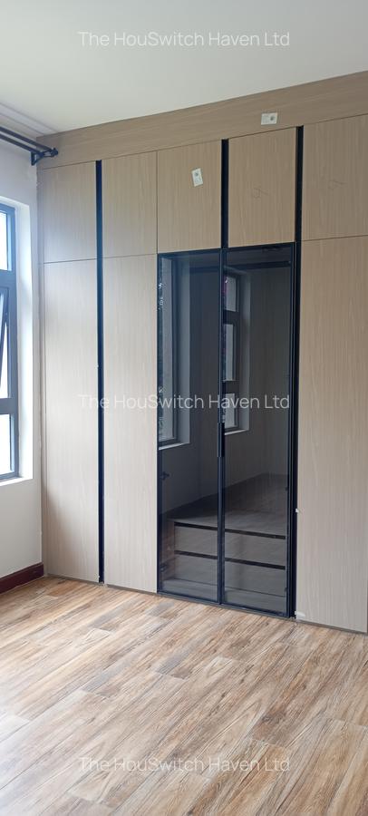 6 Bed Townhouse with En Suite at Off Convent Drive - 19