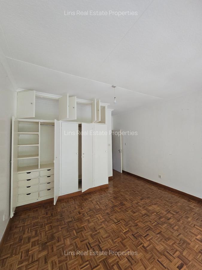 5 Bed House with En Suite in Kitisuru - 15