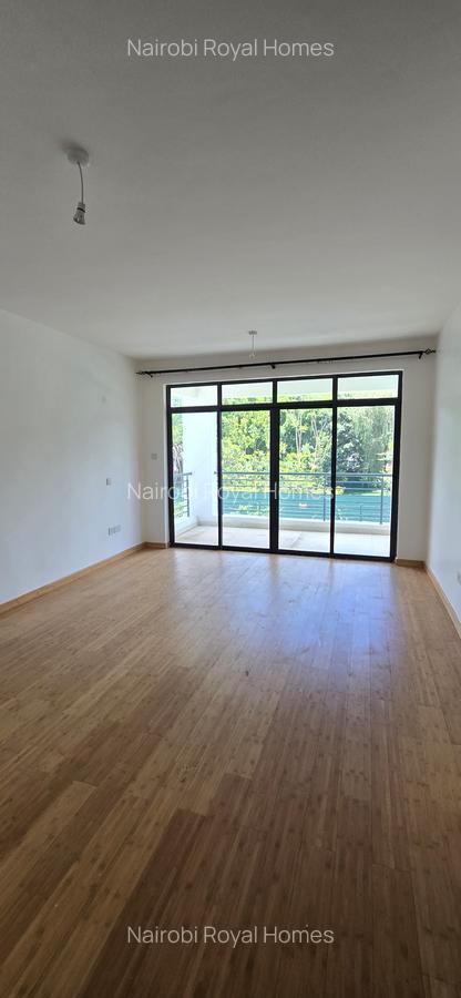 5 Bed Townhouse with En Suite at Lavington Green - 12