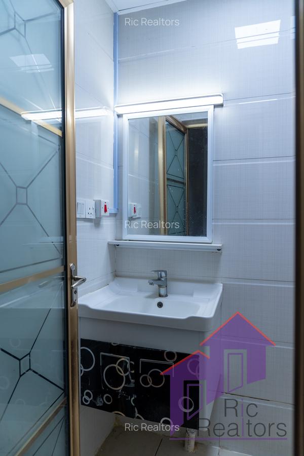 Serviced 2 Bed Apartment with En Suite at Ngong Road - 15