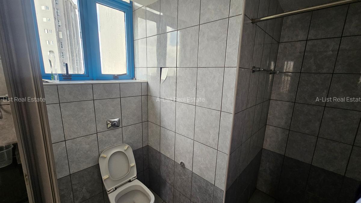 3,400 ft² Commercial Property with Service Charge Included at Upper Hill Area - 11