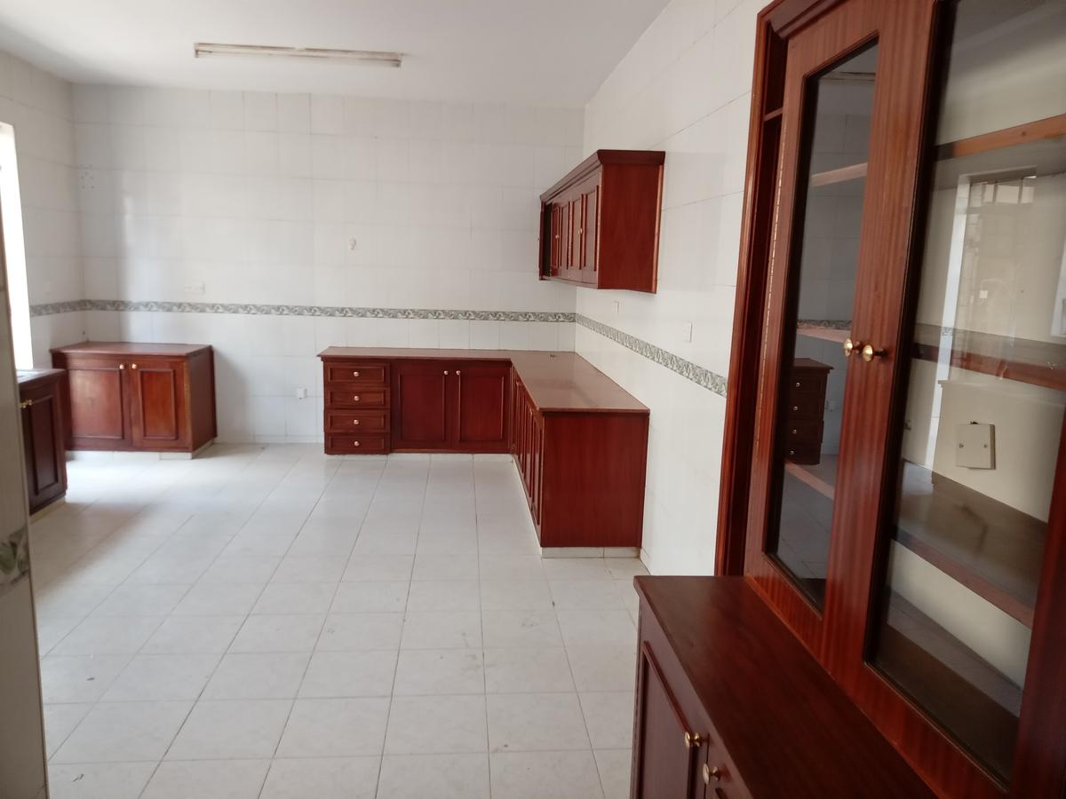 4 Bed Townhouse with En Suite at Lavington Estate Nairobi - 7