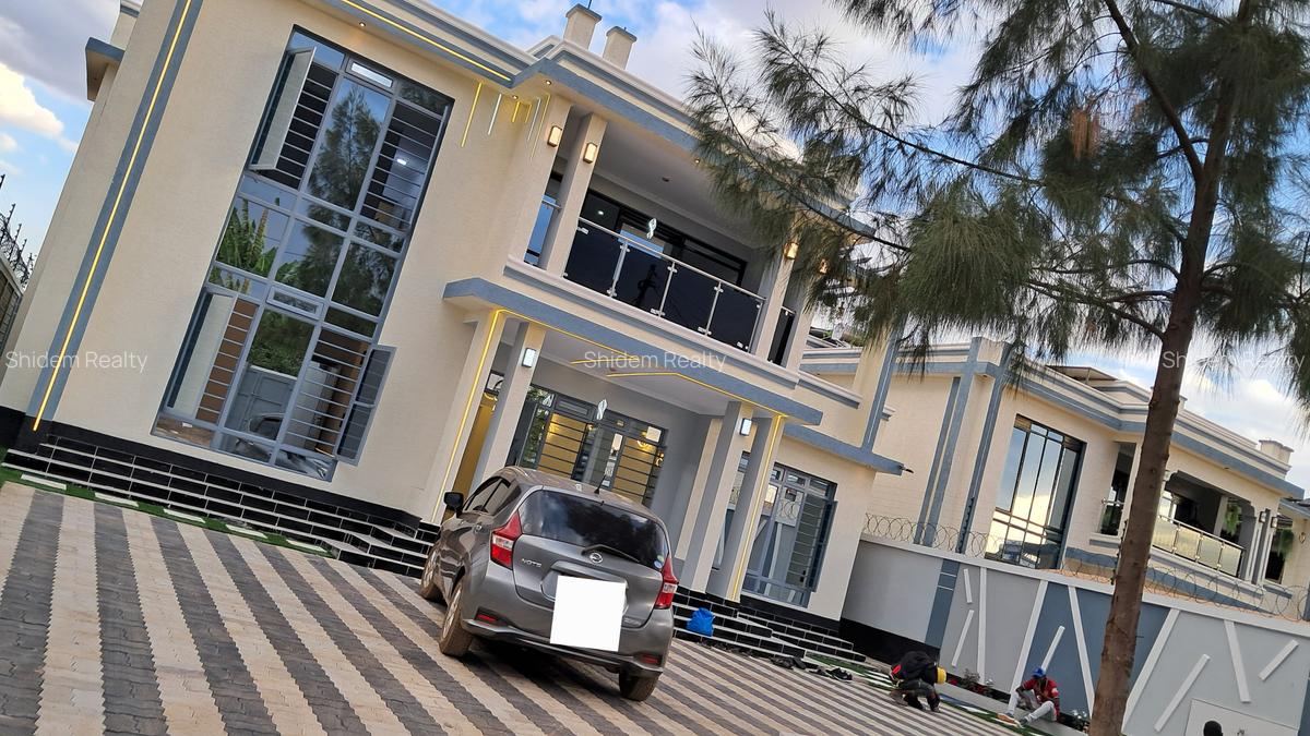 5 Bed House with En Suite at Mugutha - 1