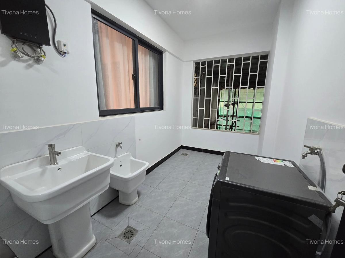 4 Bed Apartment with Swimming Pool in Kileleshwa - 7