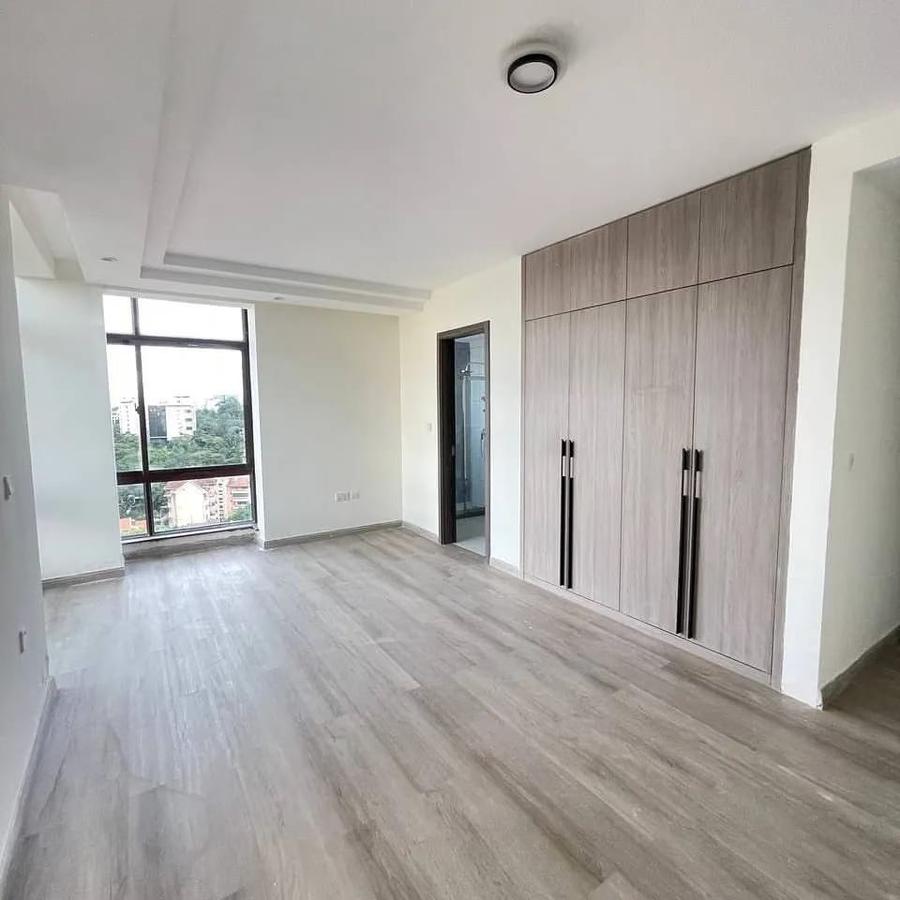 3 Bed Apartment with En Suite at Tabere Crescent - 8