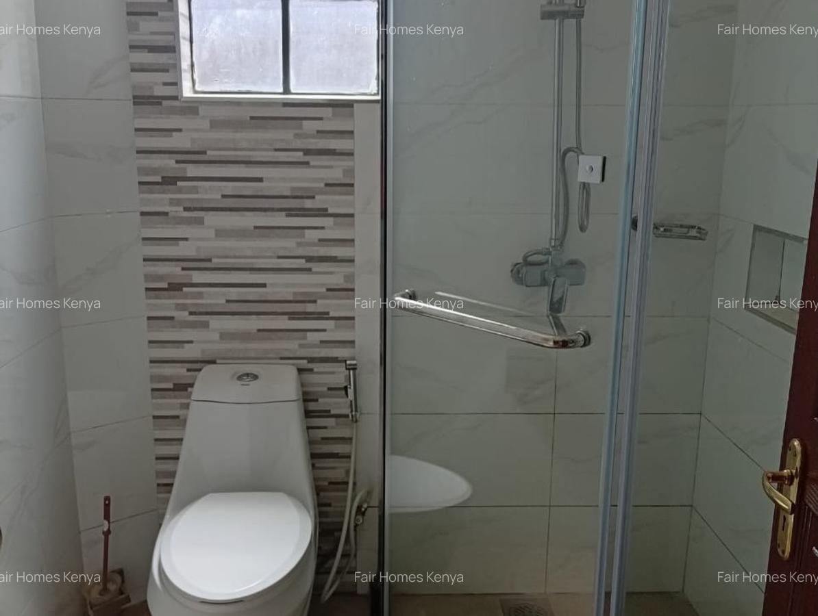 4 Bed Townhouse with En Suite at James Gichuru - 15