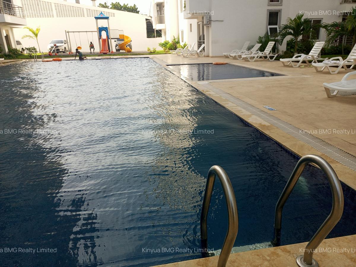 3 Bed Apartment with En Suite in Nyali Area - 2