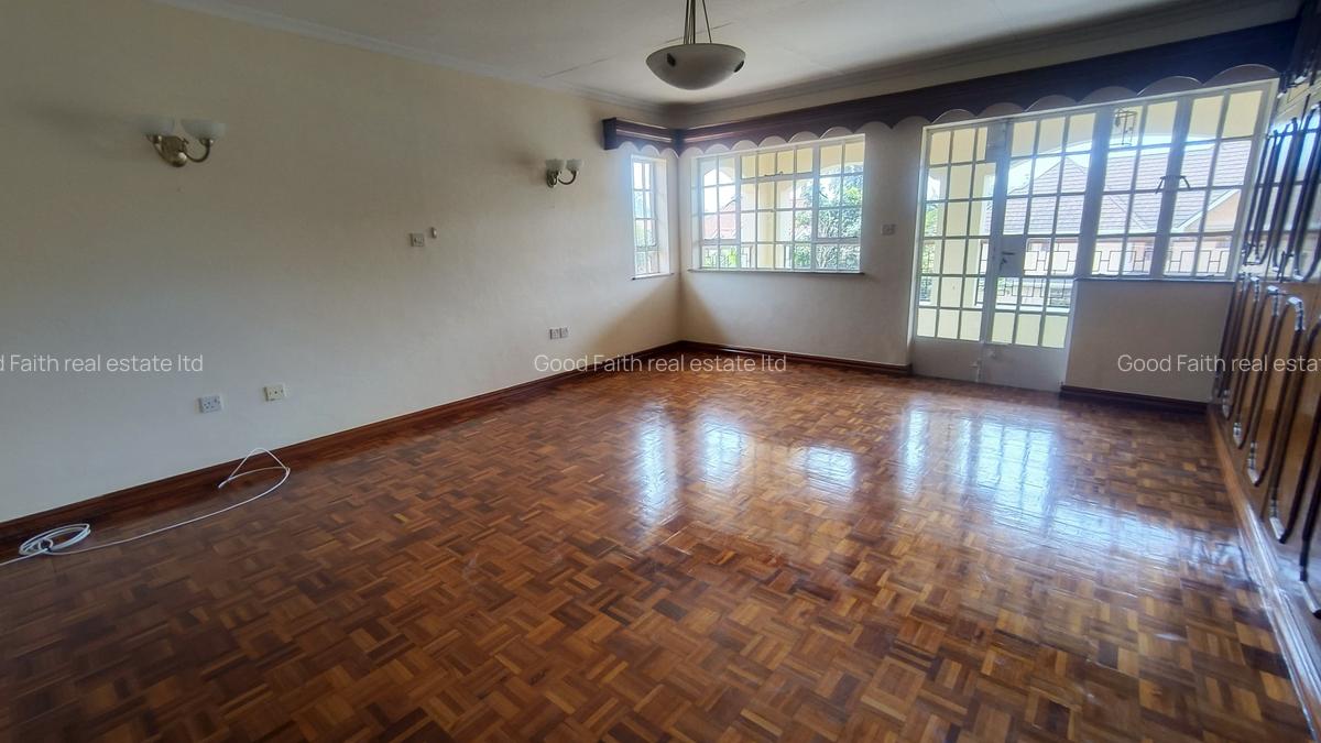 5 Bed House with En Suite in Runda - 5