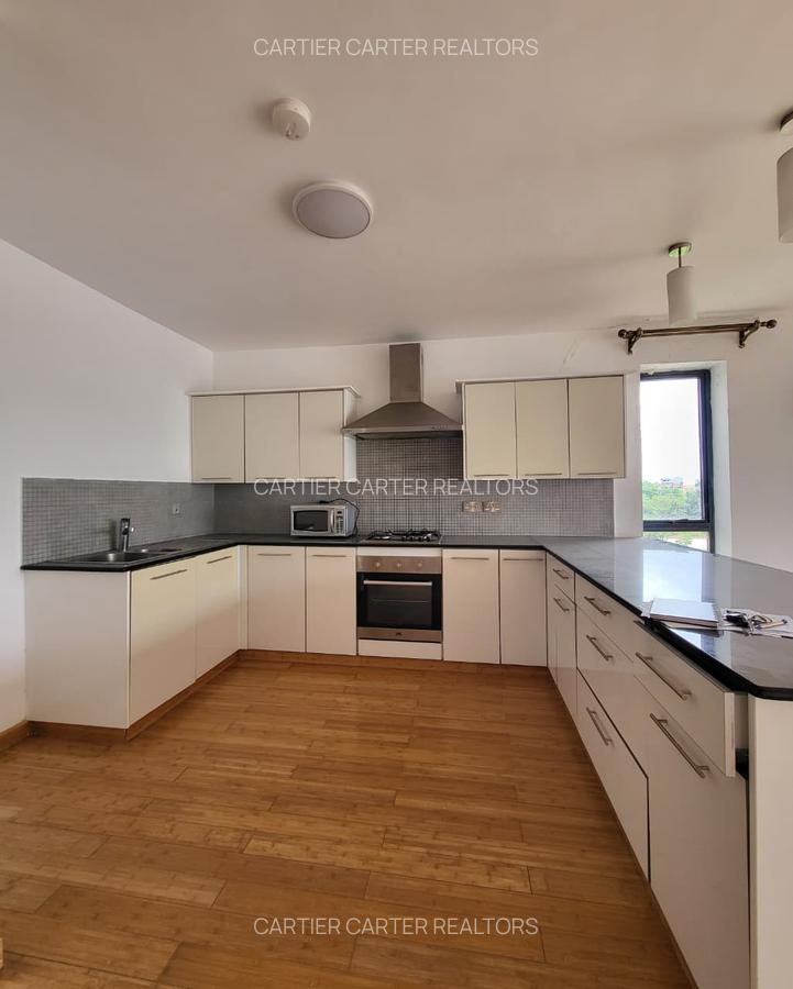 Serviced 2 Bed Apartment with En Suite in Garden Estate - 1