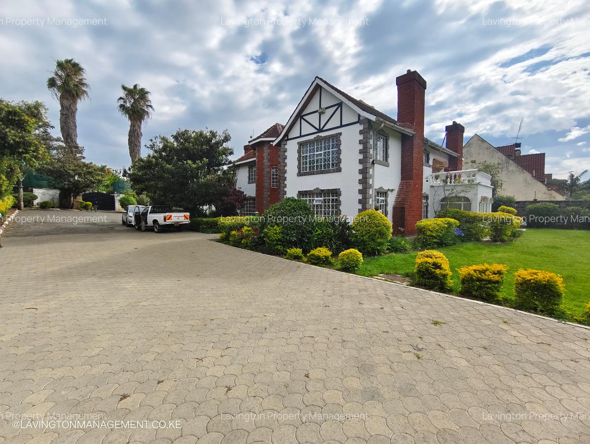 Office with Fibre Internet at Lavington Green - 2