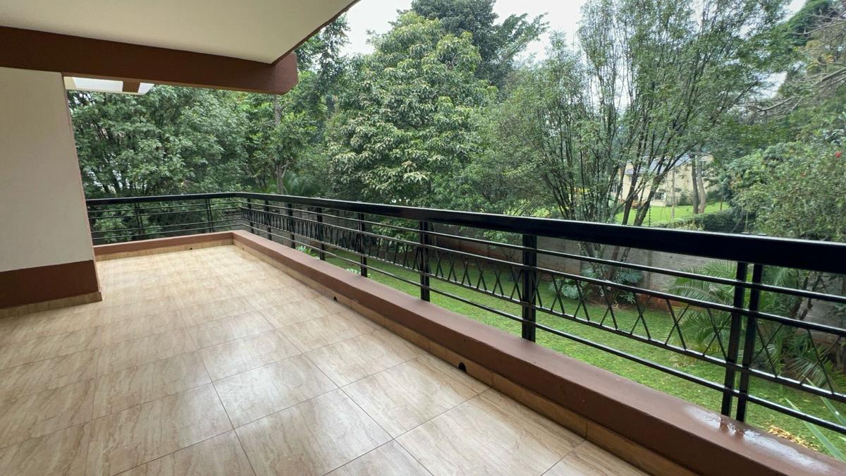 5 Bed House with En Suite in Runda - 6