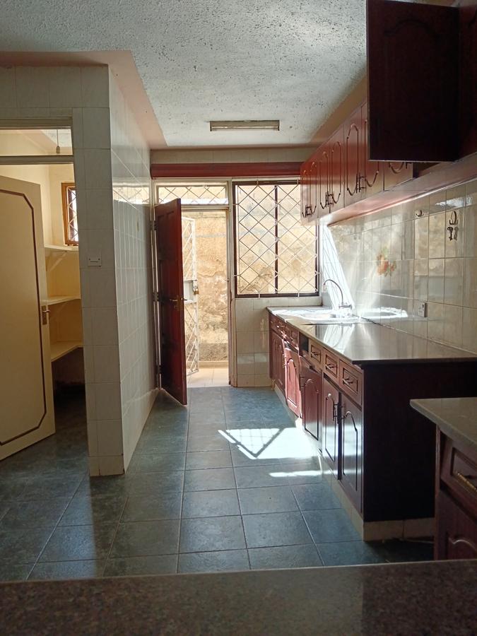 4 Bed Townhouse at Gitanga Road - 6