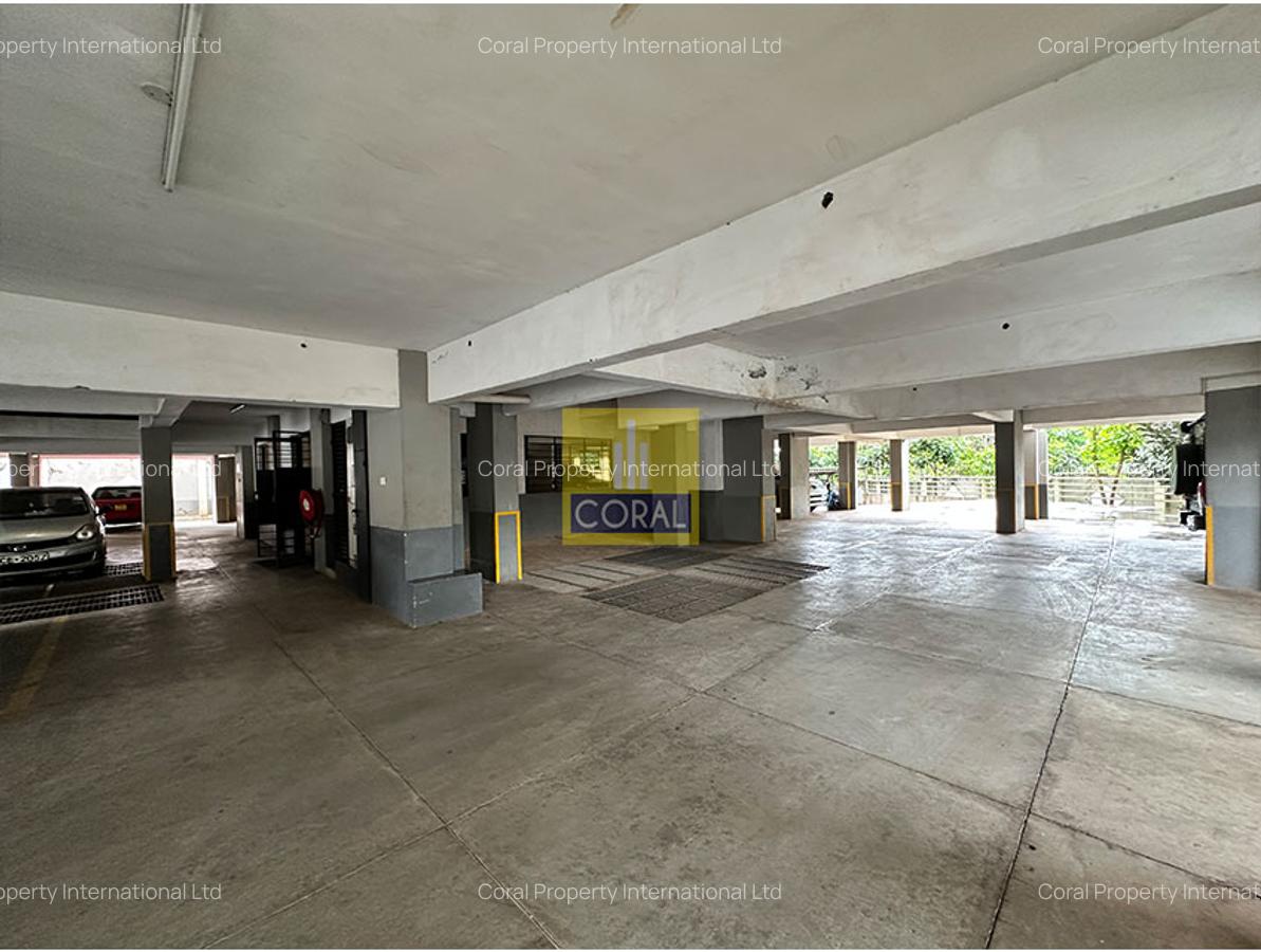 3 Bed Apartment with Borehole in Parklands - 19