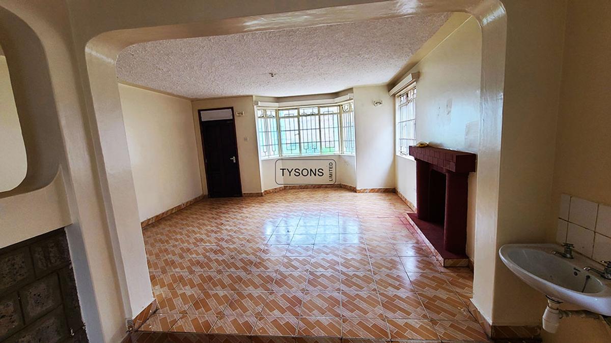 5 Bed House with En Suite in Kangemi - 2