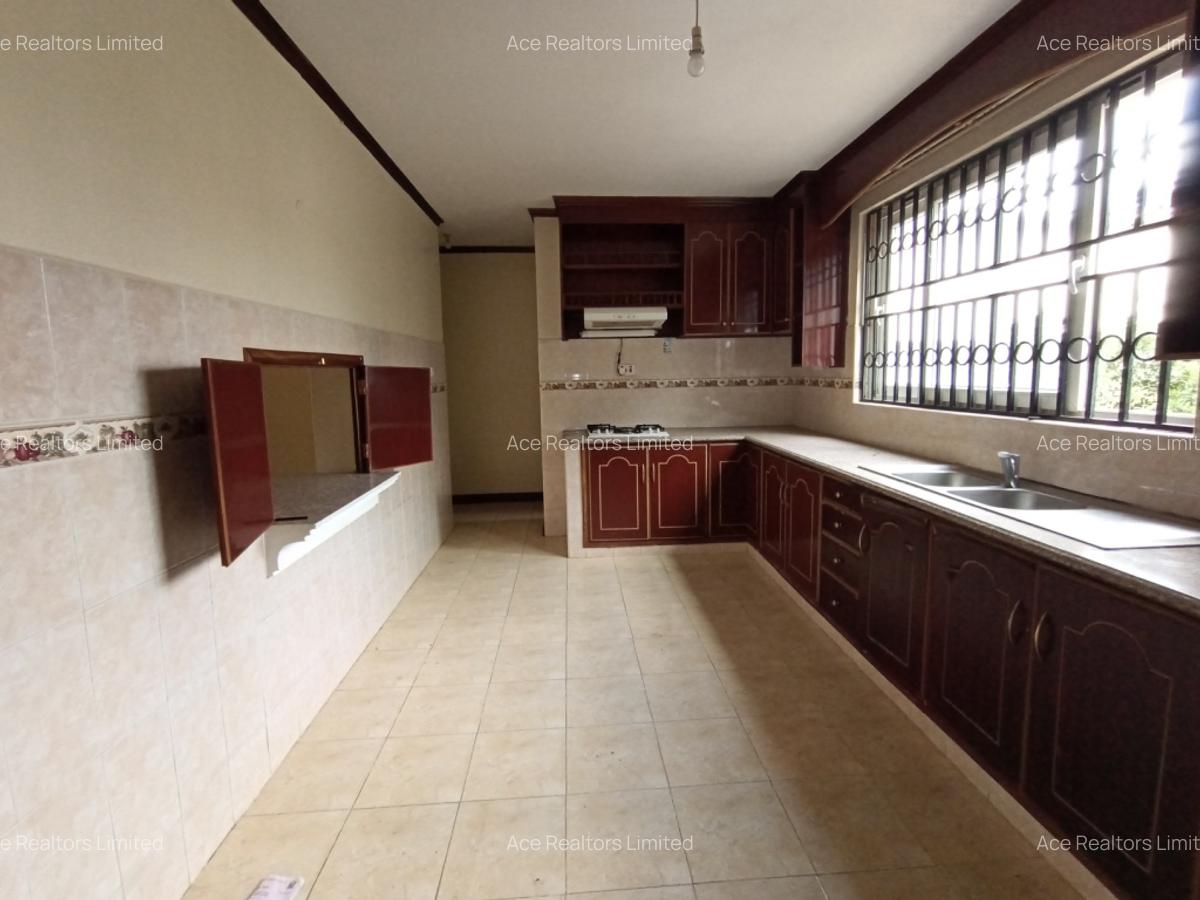 3 Bed Apartment with En Suite at Rhaopta Road Westlands Nairobi - 2