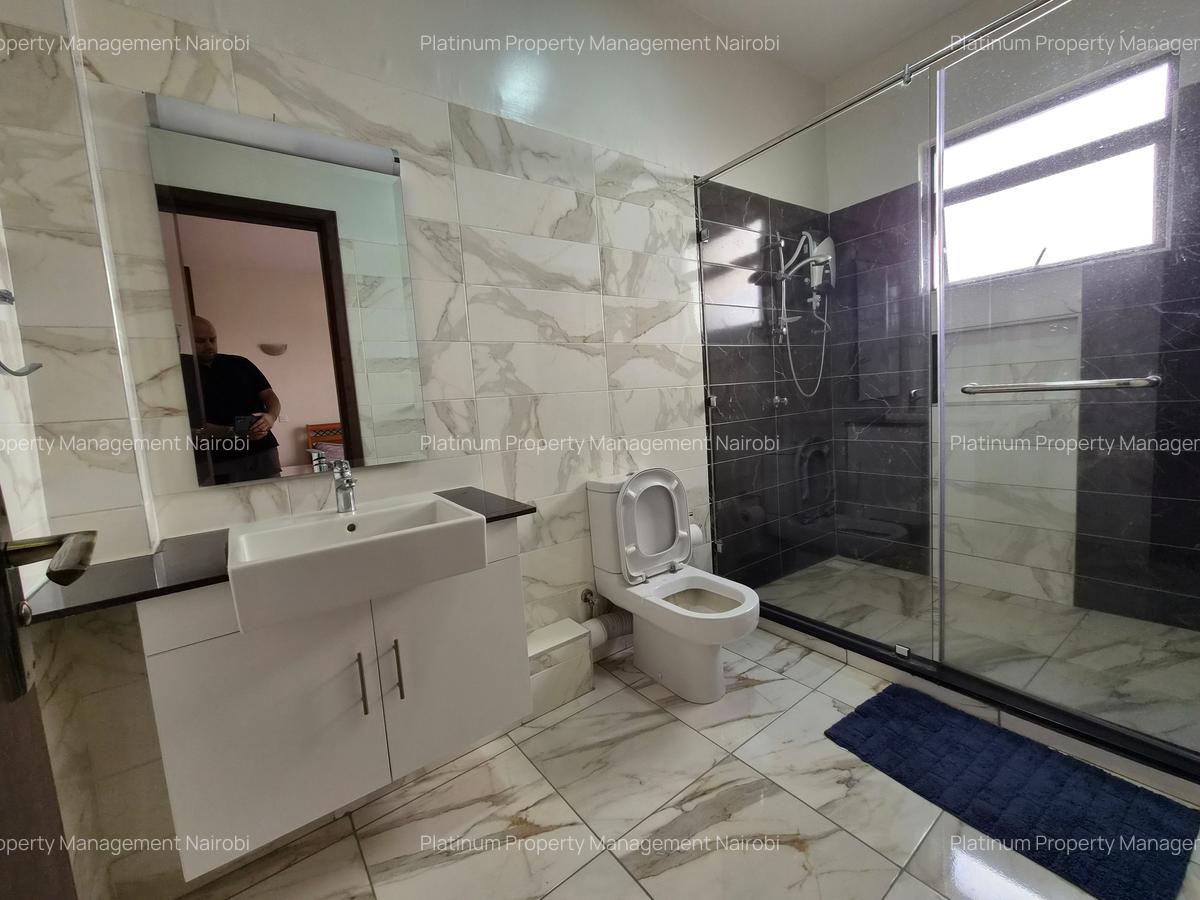 Furnished 3 Bed Apartment with En Suite at Second Parklands - 8