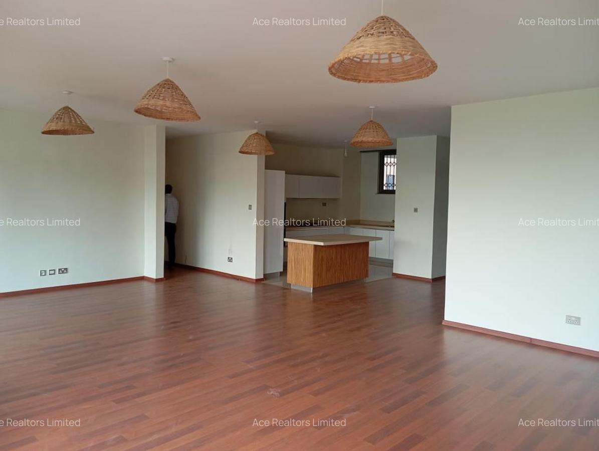 3 Bed Apartment with En Suite at 6Th Parklands - 6