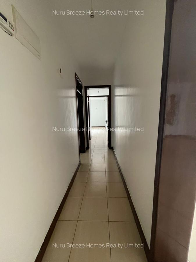 2 Bed Apartment with En Suite in Brookside - 7