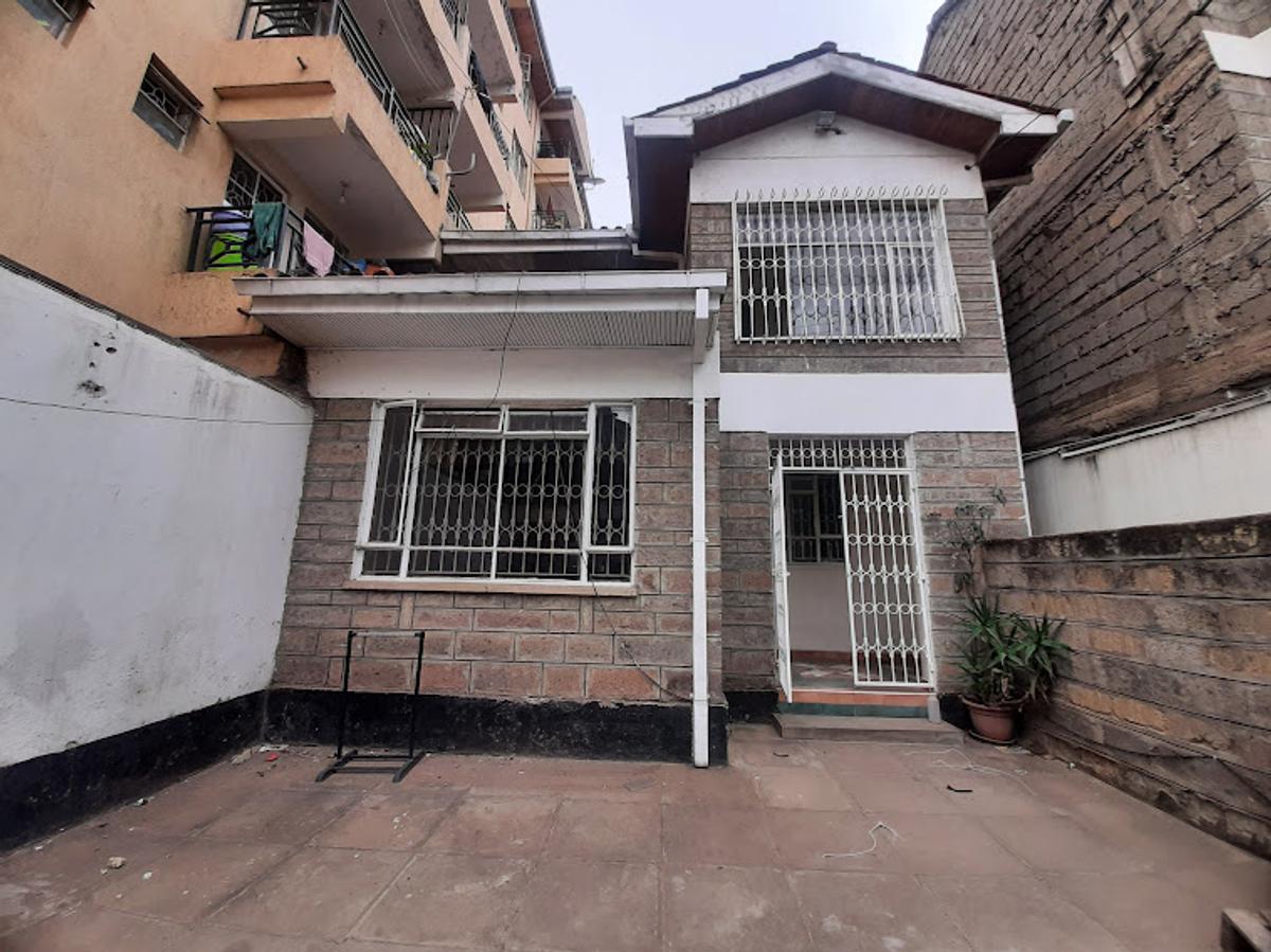 6 Bed House with En Suite at Kibera Station Road - 1