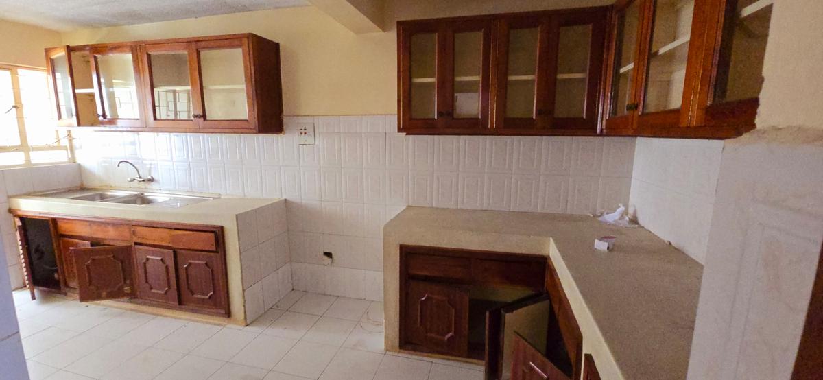 3 Bed Apartment with En Suite at Kileleshwa Road - 16