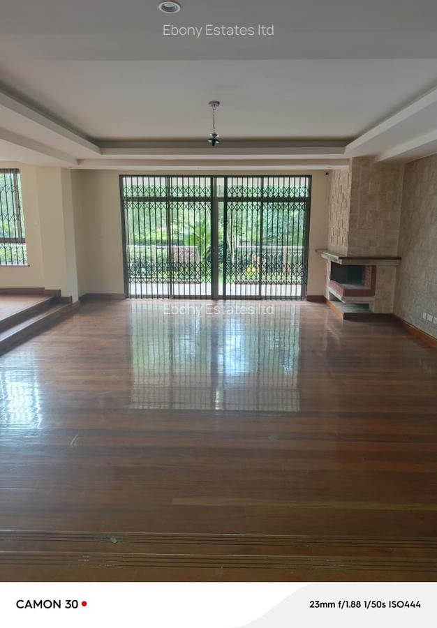 5 Bed Townhouse with En Suite in Lavington - 15