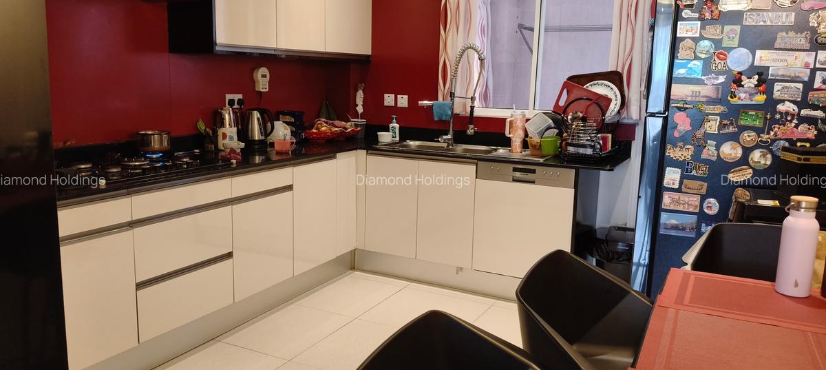 Furnished 4 Bed Apartment with En Suite at Parklands - 11