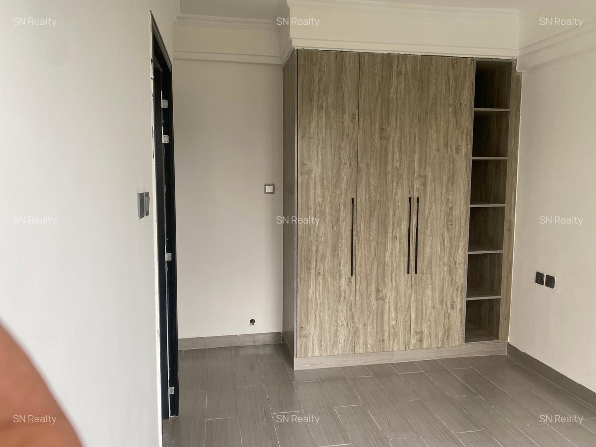 2 Bed Apartment with En Suite in Kilimani - 12