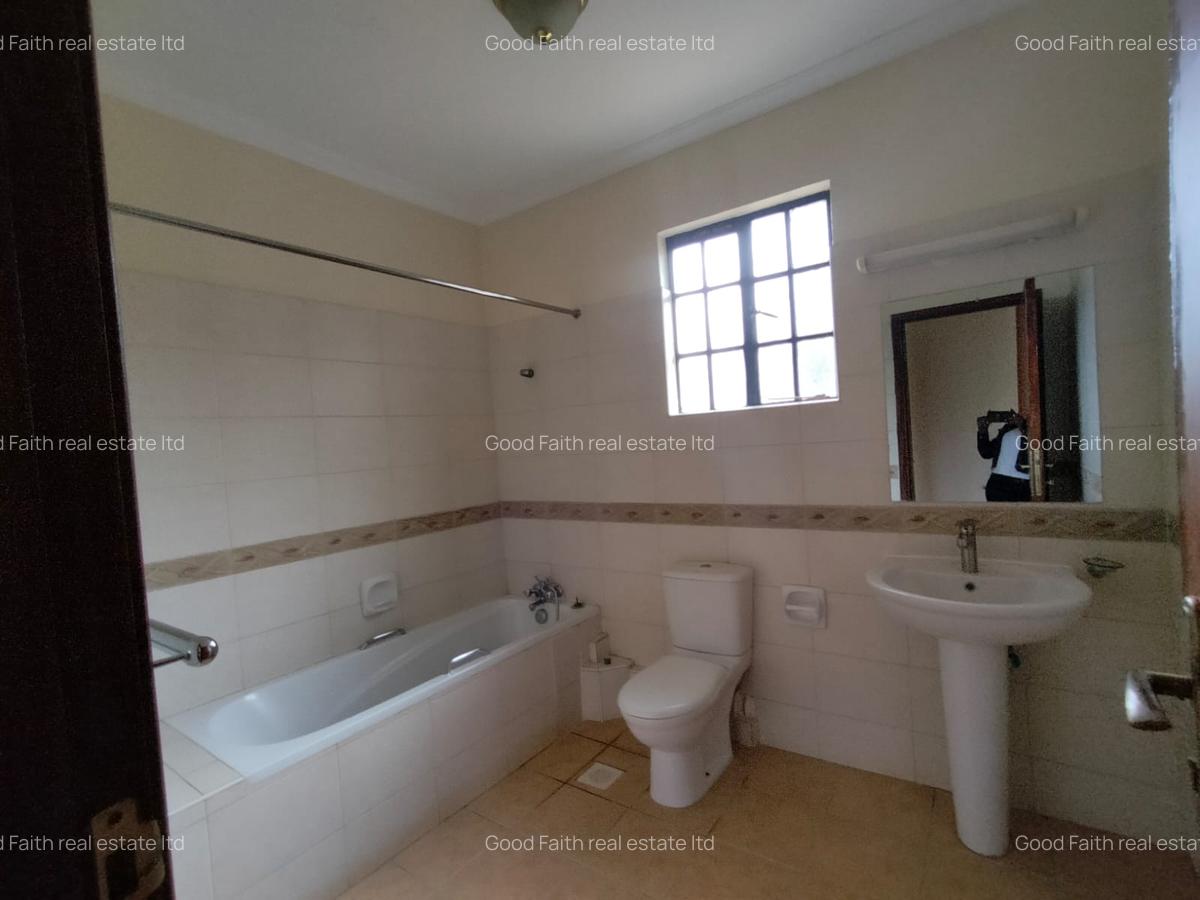 4 Bed House with En Suite in Kitisuru - 15