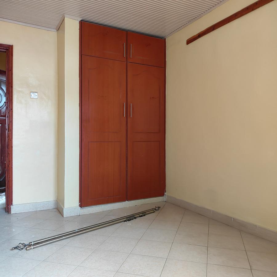 4 Bed House with En Suite at Karen Road - 18